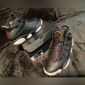 Jordan’s 6 Rings Playoff Varsity red and black -like new